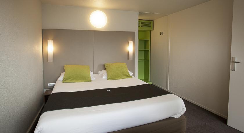 Hotel Campanile Bourges Nord - Saint-Doulchard Exterior foto