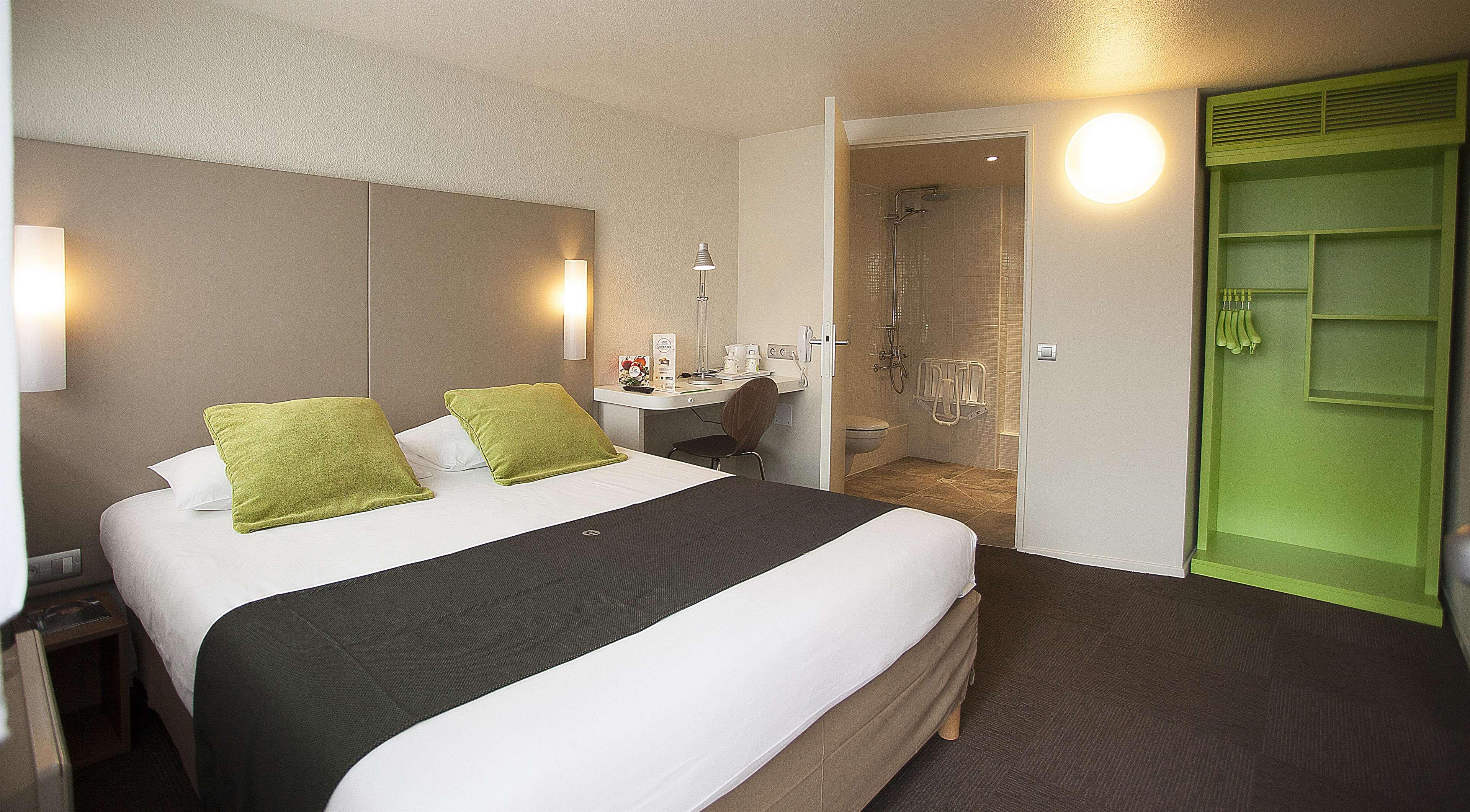 Hotel Campanile Bourges Nord - Saint-Doulchard Exterior foto