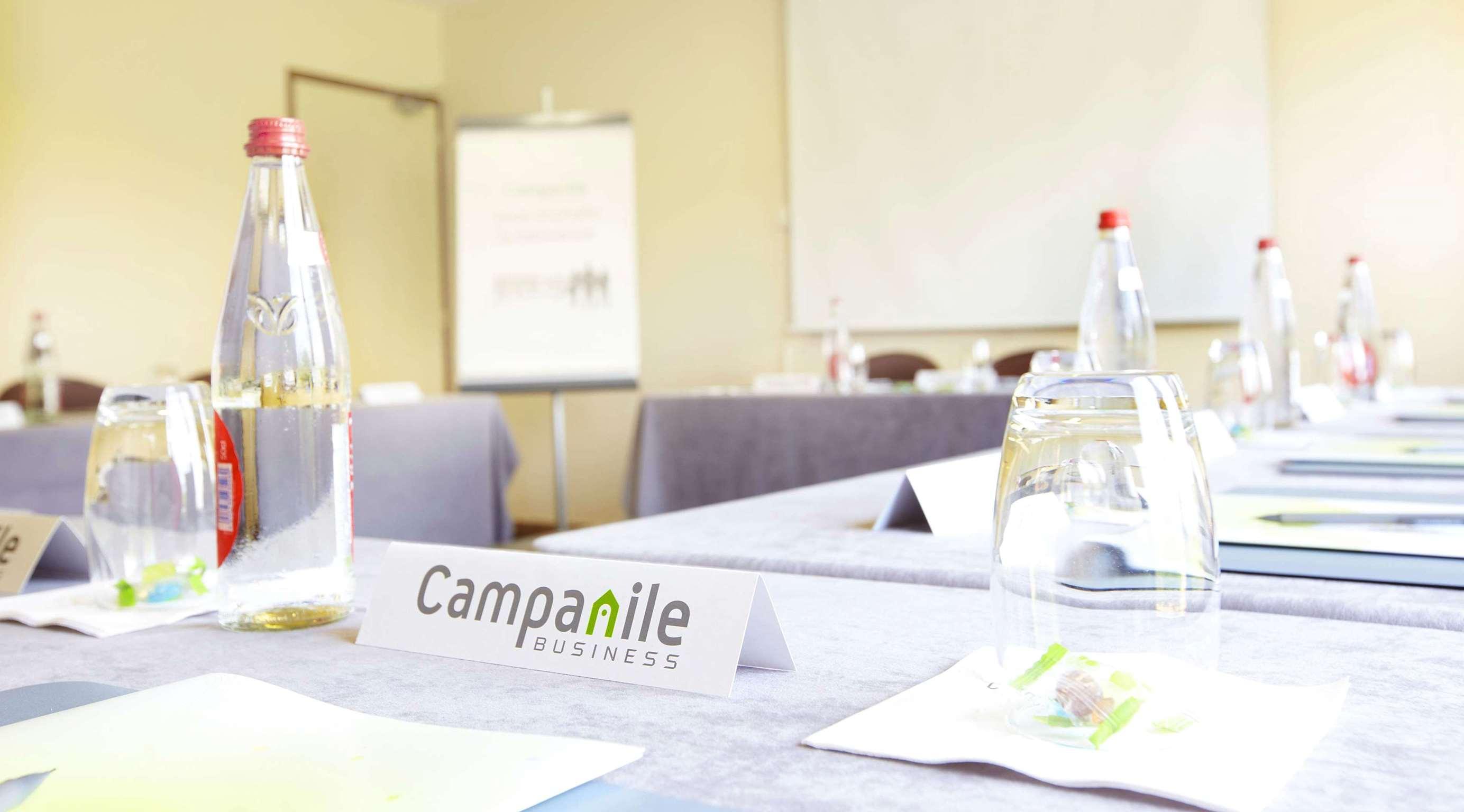 Hotel Campanile Bourges Nord - Saint-Doulchard Exterior foto